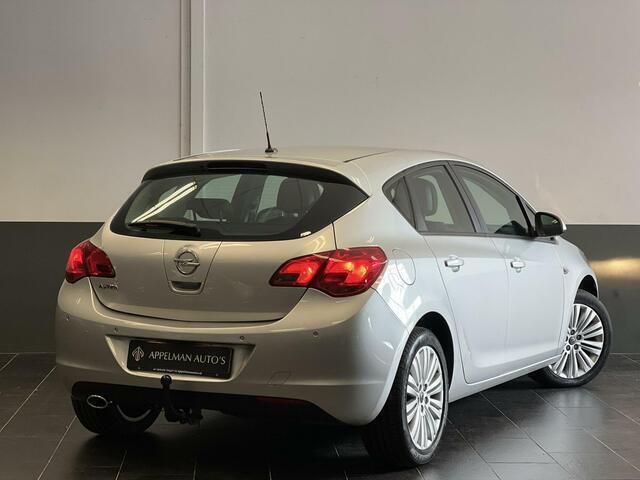 Occasion Opel Astra Sport 140 PK (102 kW) 2010 Grijs Hatchback