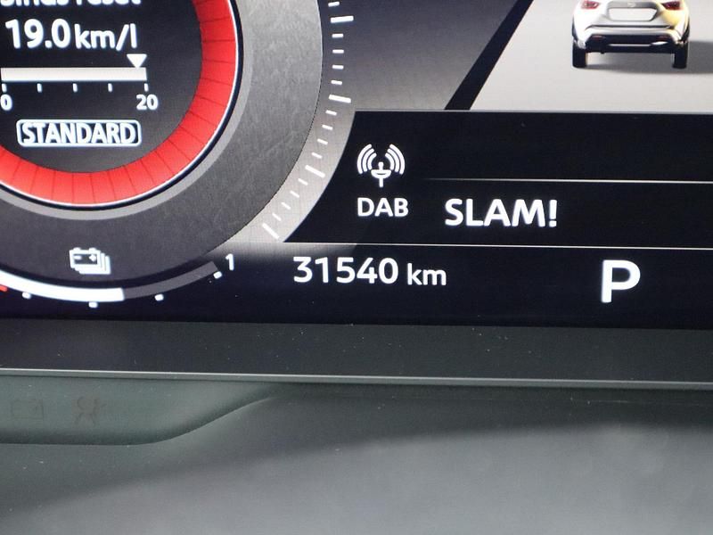 Occasion Nissan Juke N-Connecta 143 PK (105 kW) 2024 Grijs SUV