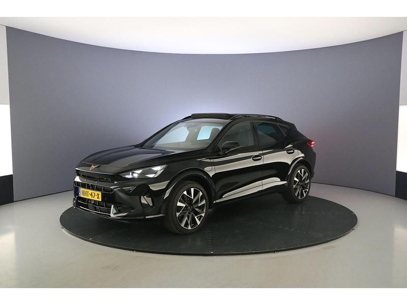 Midnight black Gebruikt 2025 Cupra Formentor VZ SUV | € 47.900 - Afbeelding 1/4