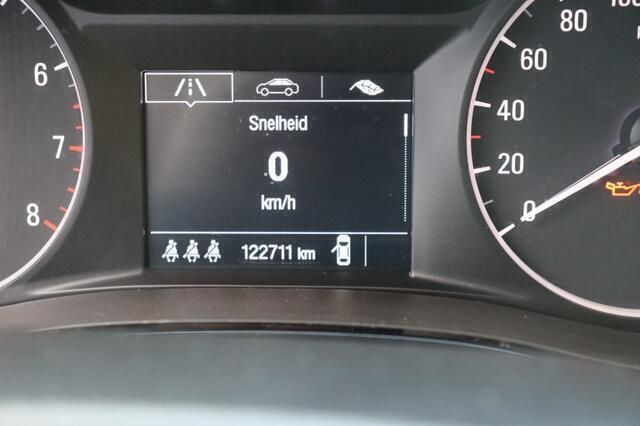 Occasion Opel Mokka Innovation 140 PK (102 kW) 2018 Grijs, metallic lak SUV