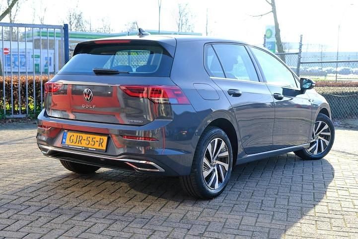 Occasion VW Golf VII Style 2021 Grijs (metallic) Hatchback