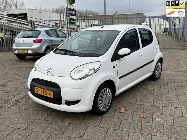 Wit Occasion 2009 Citroën C1 Hatchback | € 1.999 (Eerlijke prijs) - Afbeelding 1/4