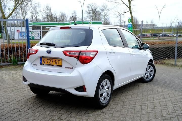 Occasion Toyota Yaris Hybrid Active 73 PK (53 kW) 2019 Wit Hatchback