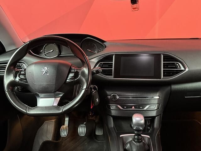 Occasion Peugeot 308 Allure 126 PK (92 kW) 2014 Zwart (metallic) Hatchback