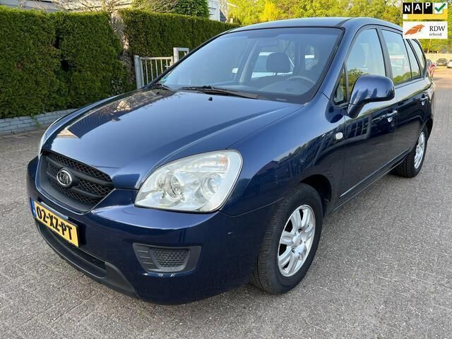 Blauw Gebruikt 2007 Kia Carens MPV | € 1.850 (Iets duurder) - Afbeelding 1/4