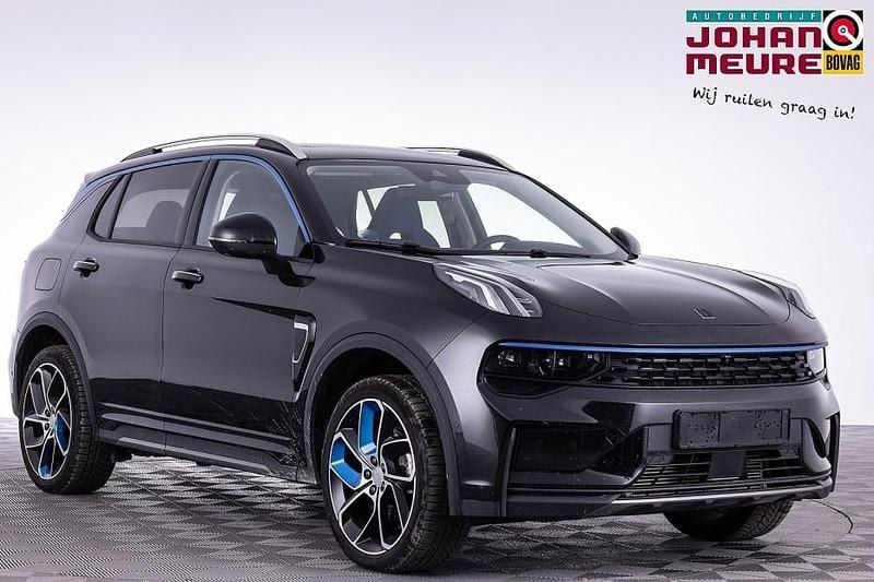 Zwart Gebruikt 2022 Lynk & Co 01 SUV | € 26.900 (Eerlijke prijs) - Afbeelding 1/4