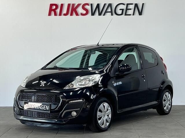 Zwart Gebruikt 2014 Peugeot 107 Active Hatchback | € 3.949 (Eerlijke prijs) - Afbeelding 1/4
