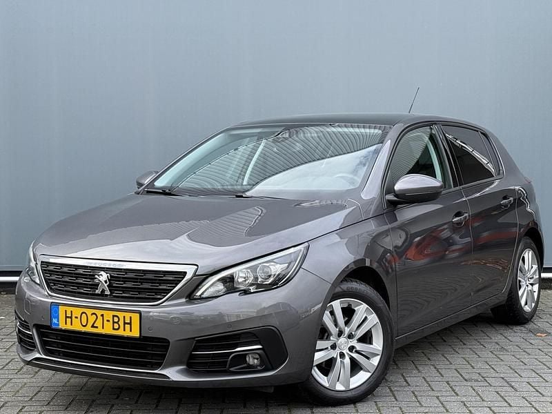 Grijs Gebruikt 2020 Peugeot 308 Hatchback | € 10.899 (Eerlijke prijs) - Afbeelding 1/3
