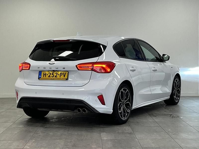 Occasion Ford Focus ST-Line 2020 Wit Hatchback