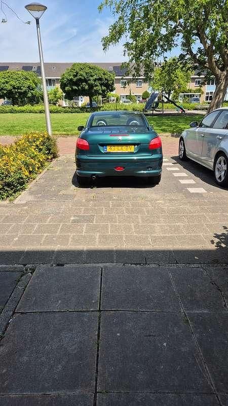 Gebruikt 2003 Peugeot 206 CC Roland Garros Cabriolet | € 1.600 (Eerlijke prijs) - Afbeelding 1/4