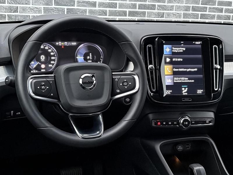 Occasion Volvo XC40 Inscription 263 PK (193 kW) 2023 Blauw SUV