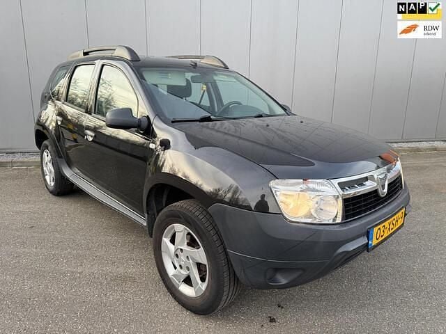 Zwart Occasion 2012 Dacia Duster Ambiance SUV | € 3.750 (Eerlijke prijs) - Afbeelding 1/4