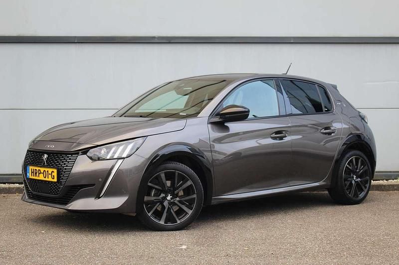 Grijs Gebruikt 2023 Peugeot 208 GT Hatchback | € 18.850 (Goede deal) - Afbeelding 1/4