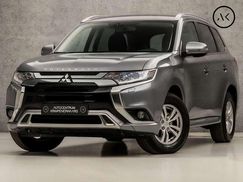 Grijs Gebruikt 2018 Mitsubishi Outlander P-HEV SUV | € 17.445 (Goede deal) - Afbeelding 1/4