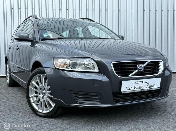 Grijs Occasion 2008 Volvo V50 Stationwagen | € 8.995 (Iets duurder) - Afbeelding 1/3