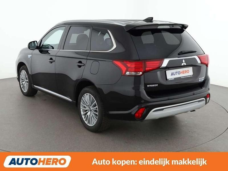 Occasion Mitsubishi Outlander P-HEV Top 227 PK (166 kW) 2019 Zwart SUV