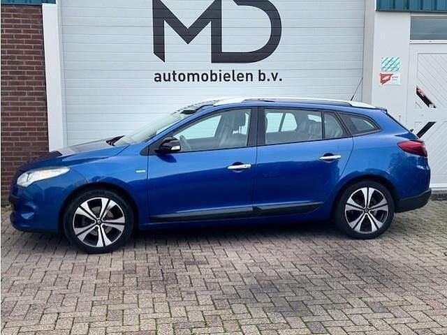 Occasion Renault Mégane GrandTour Bose Edition 131 PK (96 kW) 2011 Blauw Stationwagen