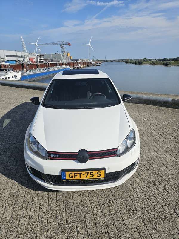 Wit Gebruikt 2011 VW Golf VI GTI Stationwagen | € 13.000 - Afbeelding 1/4