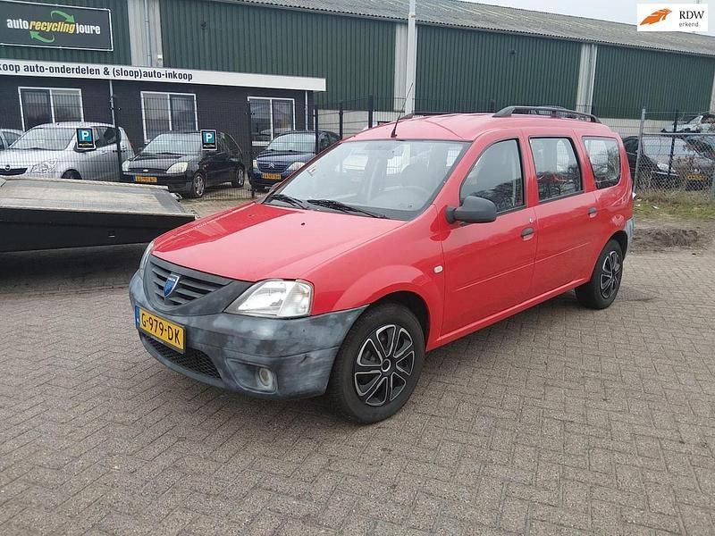 Occasion Dacia Logan MCV 75 PK (55 kW) 2007 Rood MPV