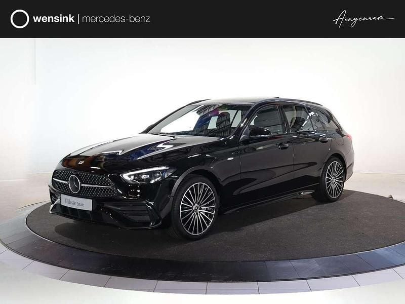 Zwart Nieuw 2025 Mercedes C300e Business Stationwagen | € 65.769 (Eerlijke prijs) - Afbeelding 1/4