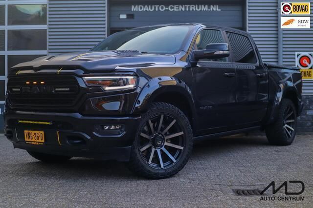 Zwart Gebruikt 2021 Dodge Ram Limited Pickup | € 61.495 (Eerlijke prijs) - Afbeelding 1/4