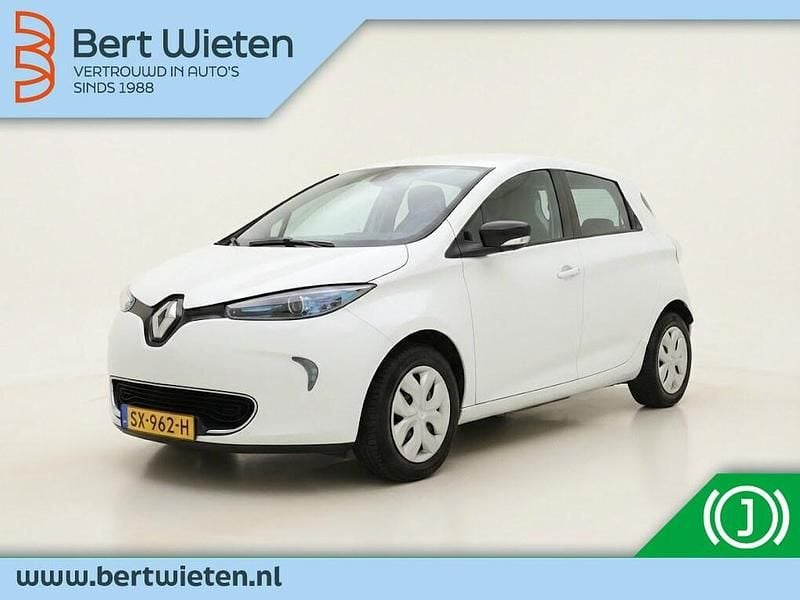 Occasion Renault Zoe Life 68 kW (93 PK) 2018 Wit (metallic) Hatchback
