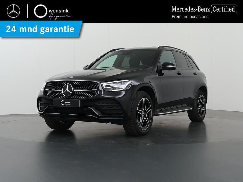 Zwart Gebruikt 2022 Mercedes GLC300e AMG line SUV | € 46.350 (Eerlijke prijs) - Afbeelding 1/4