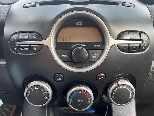 Occasion Mazda 2 86 PK (63 kW) 2010 Grijs Hatchback