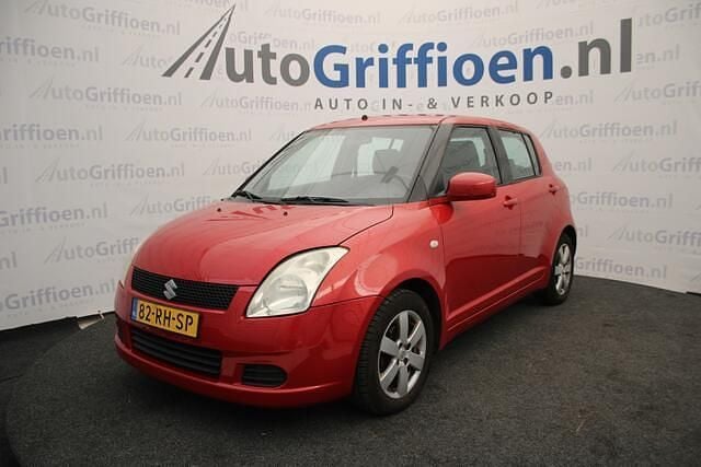 Rood Gebruikt 2005 Suzuki Swift GLS Hatchback | € 1.990 (Eerlijke prijs) - Afbeelding 1/4