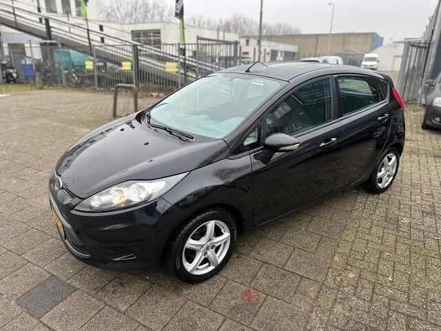 Occasion Ford Fiesta Trend 82 PK (60 kW) 2010 Grijs Hatchback