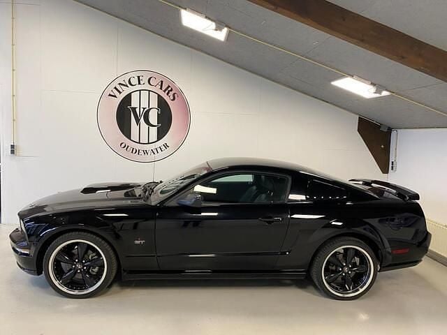 Zwart Gebruikt 2006 Ford Mustang Coupé | € 17.950 - Afbeelding 1/4