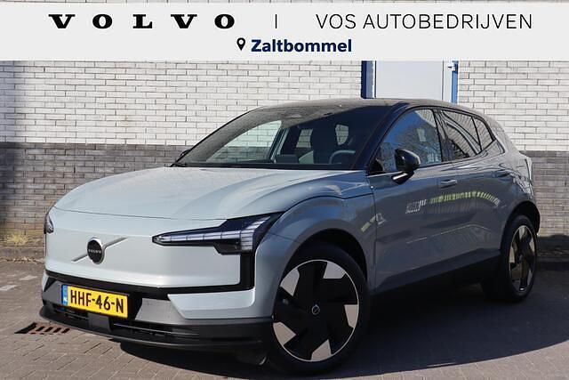 Grijs Gebruikt 2025 Volvo EX30 Plus SUV | € 37.450 (Eerlijke prijs) - Afbeelding 1/4