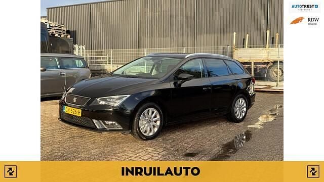 Zwart Gebruikt 2015 Seat Leon ST CONNECT Stationwagen | € 6.950 (Goede deal) - Afbeelding 1/4