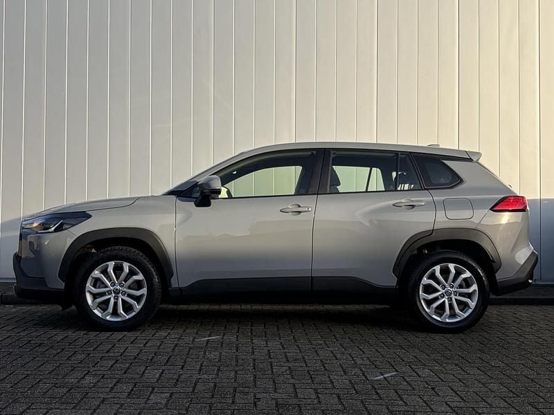 Occasion Toyota Corolla Cross Active 197 PK (144 kW) 2023 Grijs SUV