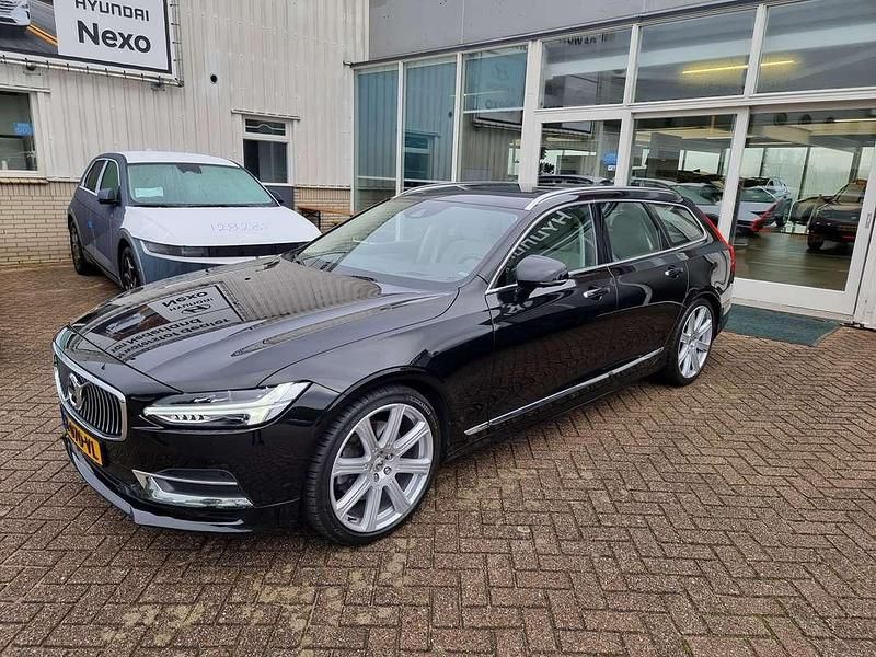 Zwart Gebruikt 2020 Volvo V90 Stationwagen | € 30.900 (Eerlijke prijs) - Afbeelding 1/4