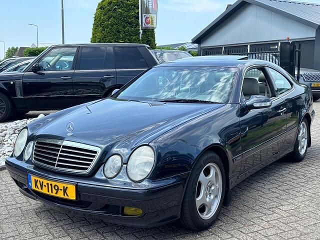 Blauw Occasion 2000 Mercedes CLK320 Elegance Coupé | € 2.950 (Super prijs) - Afbeelding 1/4