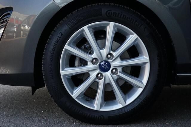 Occasion Ford Fiesta Titanium 101 PK (74 kW) 2019 Grijs Hatchback