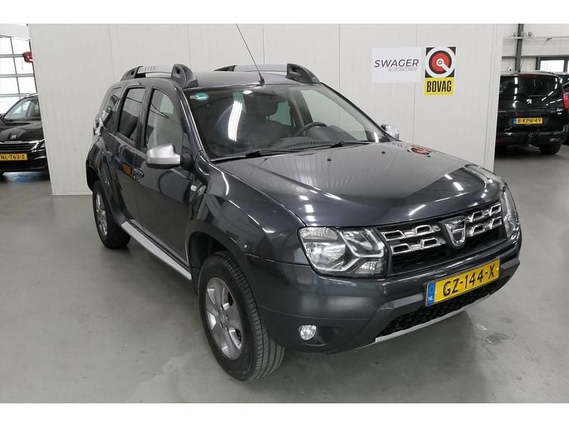 Grijs Gebruikt 2015 Dacia Duster Prestige SUV | € 7.595 (Eerlijke prijs) - Afbeelding 1/4