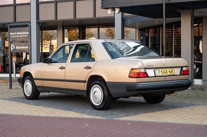 Occasion Mercedes E230 132 PK (97 kW) 1987 Sedan