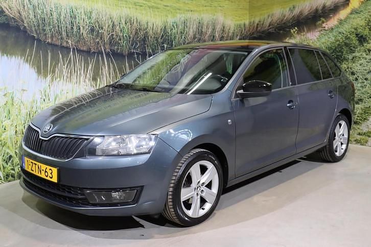 Occasion Skoda Rapid Style 86 PK (63 kW) 2015 Grijs (metallic) Hatchback