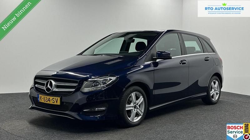 Occasion Mercedes B180 Business 2016 Blauw MPV
