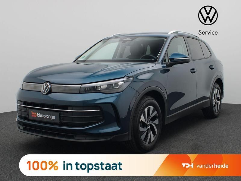 Blauw Gebruikt 2024 VW Tiguan Edition SUV | € 39.750 (Super prijs) - Afbeelding 1/3