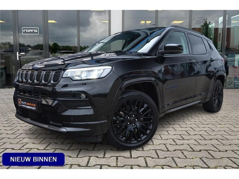 Zwart Gebruikt 2022 Jeep Compass SUV | € 22.450 (Goede deal) - Afbeelding 1/4