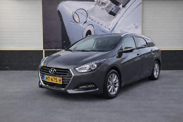 Occasion Hyundai i40 Edition 135 PK (99 kW) 2016 Grijs Stationwagen