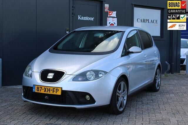Grijs Gebruikt 2007 Seat Altea FR MPV | € 3.750 (Eerlijke prijs) - Afbeelding 1/4