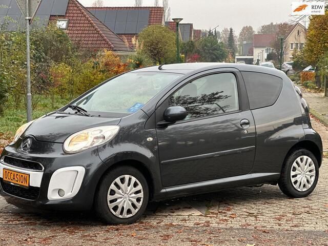 Grijs Gebruikt 2013 Citroën C1 Hatchback | € 3.650 (Eerlijke prijs) - Afbeelding 1/4