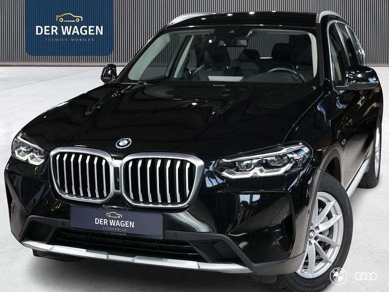 Zwart Occasion 2022 BMW X3 xLine SUV | € 36.750 (Super prijs) - Afbeelding 1/4