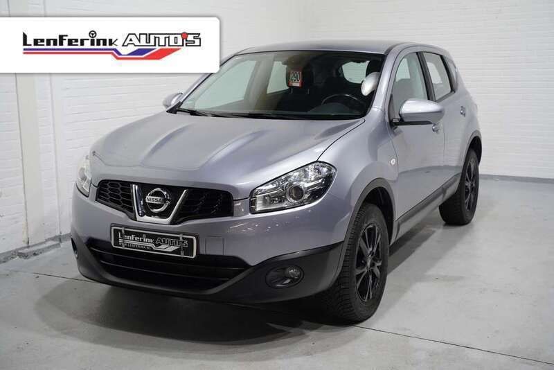 Grijs Gebruikt 2013 Nissan Qashqai SUV | € 10.850 (Duur) - Afbeelding 1/4