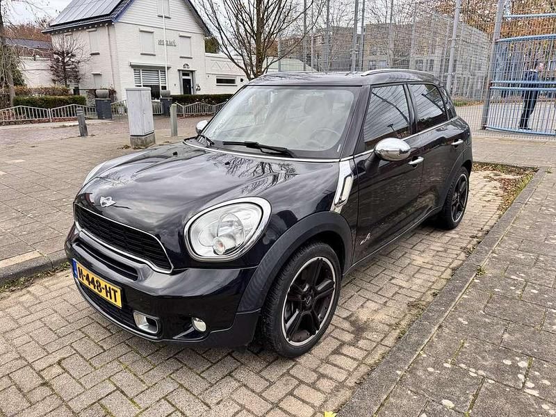 Zwart Occasion 2011 Mini Cooper Hatchback | € 7.250 (Goede deal) - Afbeelding 1/4