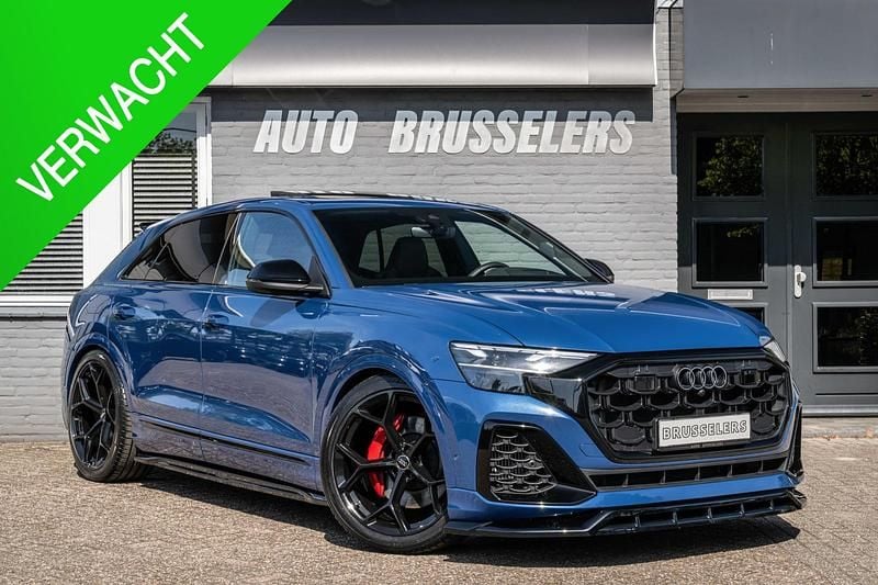 Blauw Gebruikt 2024 Audi Q8 Competition SUV | € 102.895 - Afbeelding 1/4
